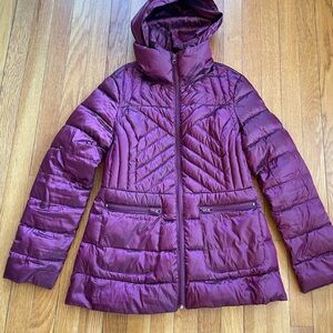 Bernardo Down Puffer Jacket Hooded Burgundy Plum Women’s Small